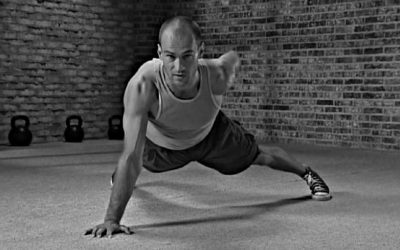 Tajemství posilování s vlastní vahou: StrongFirst Bodyweight Instructor Certification Course, Budapešť 2013