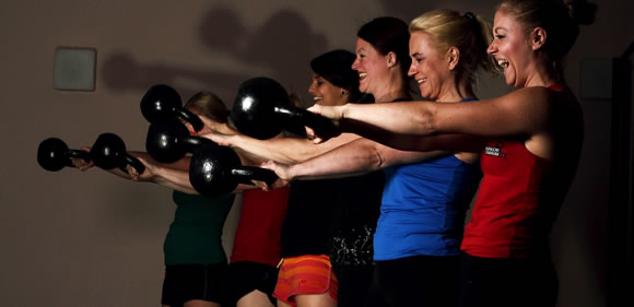 Funkční trénink pro ženy: Kettlebell Swing! 